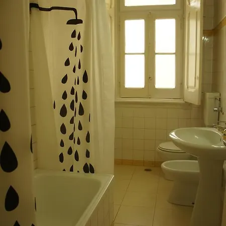 Residencia Alameda Affittacamere Lisbona